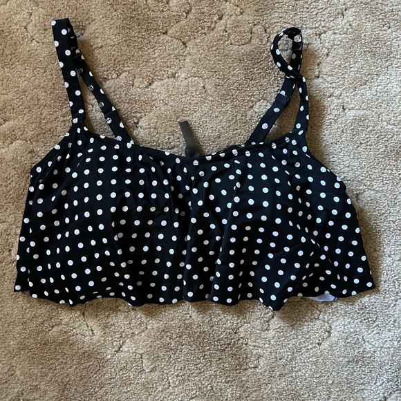 Torrid flounce Bikini top - Picture 1 of 1